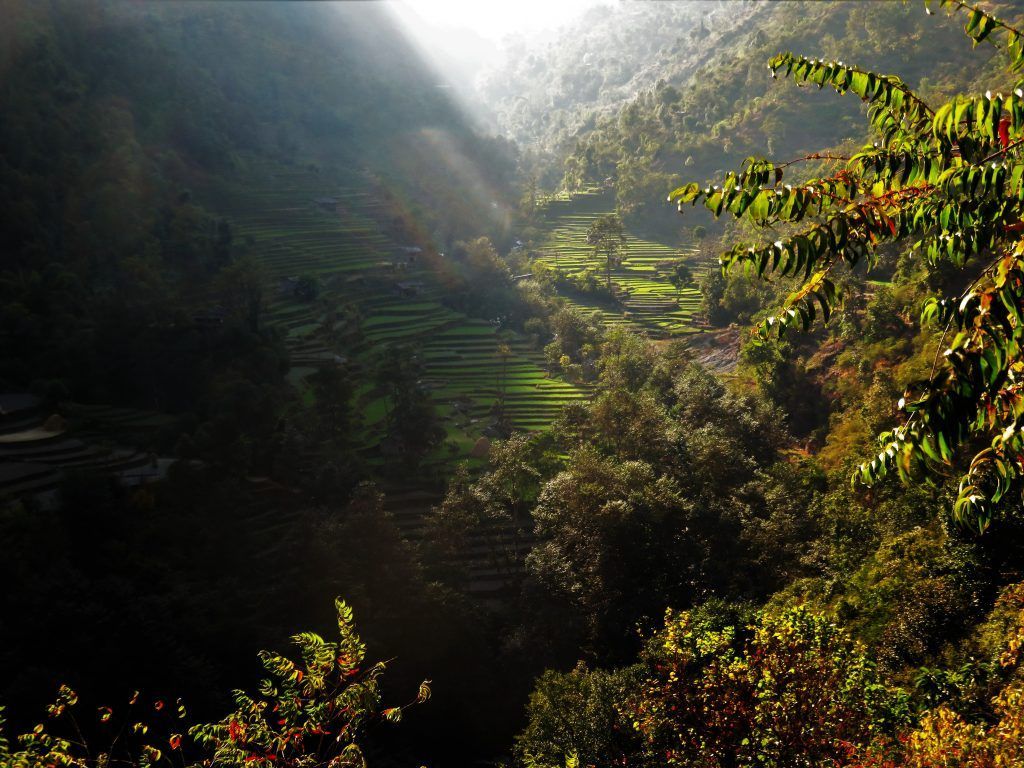 Valle del río Arje Valley, Tatopani, Nepal